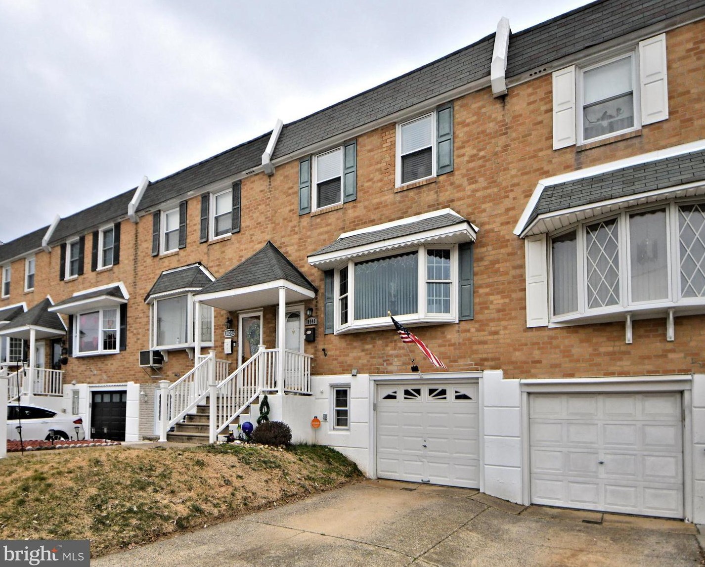 10040 Westbourne Pl, Philadelphia, PA 19114-1523