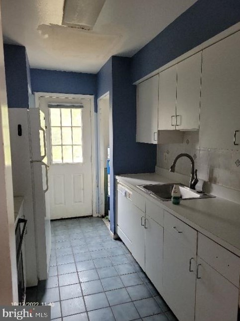 7856 Nixon St, Philadelphia, PA 19128-4001