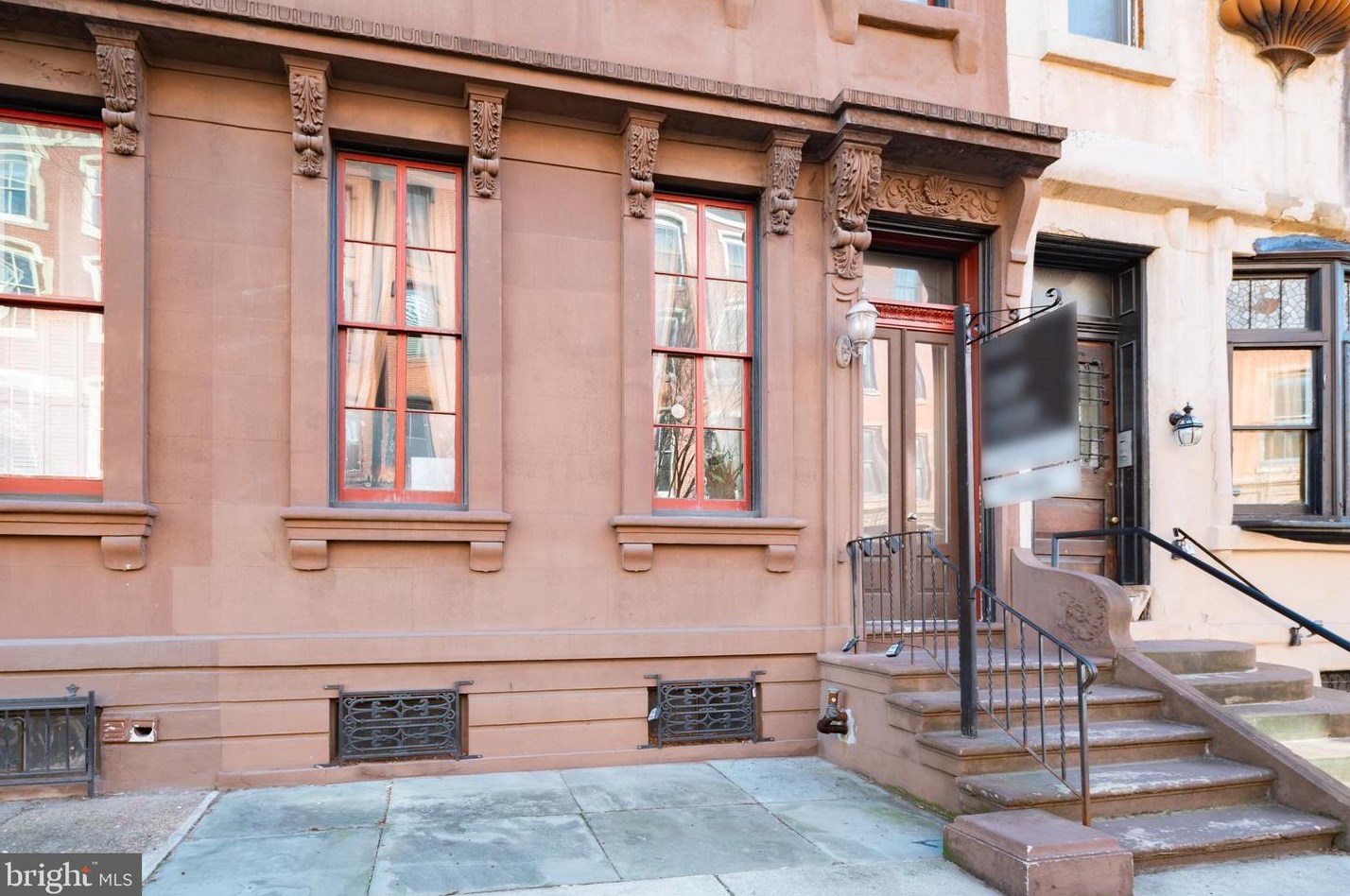 1528 Pine St, Philadelphia, PA 19102-4664