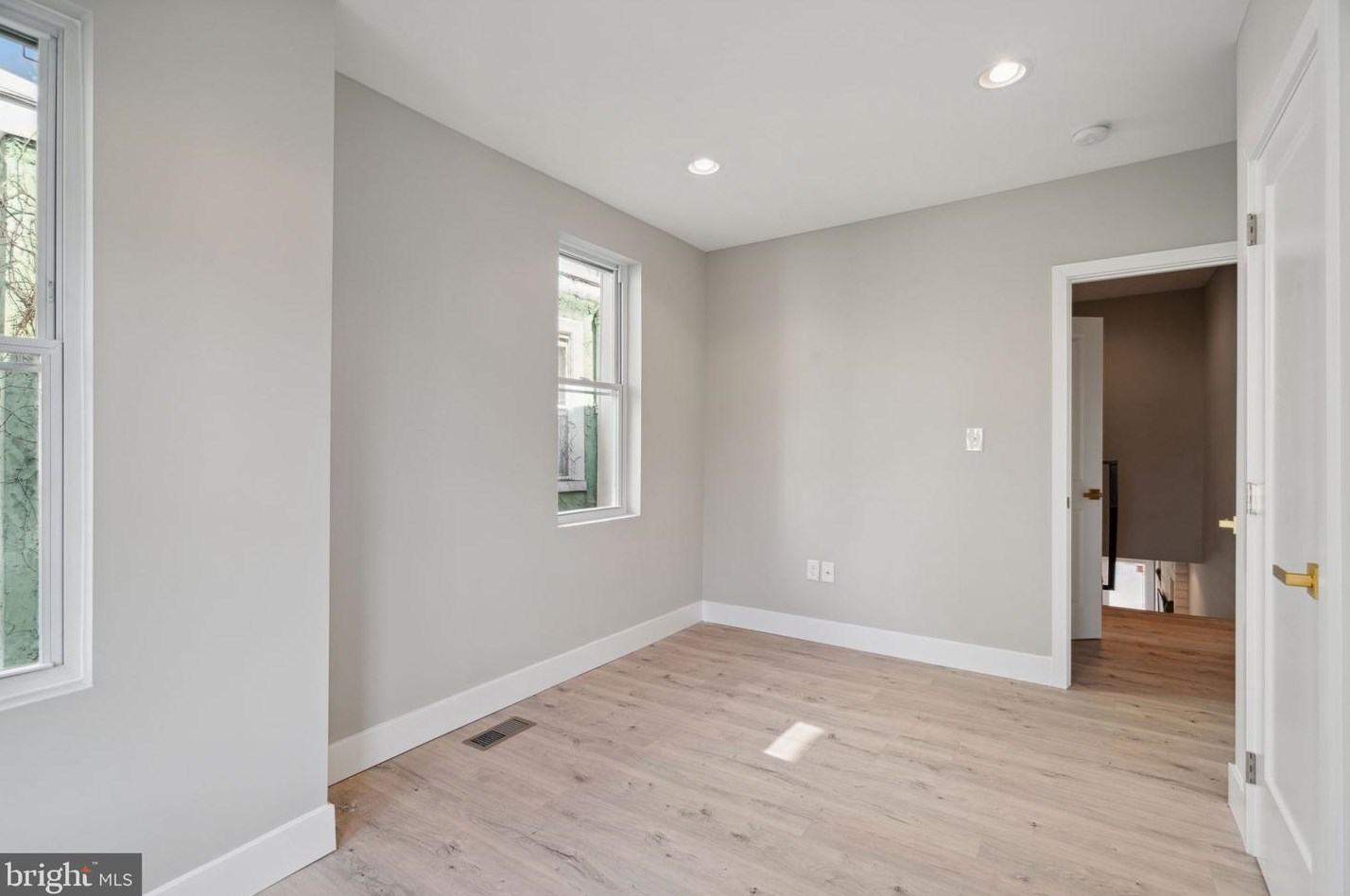 2160 Lambert St, Philadelphia PA  19121-1414 exterior