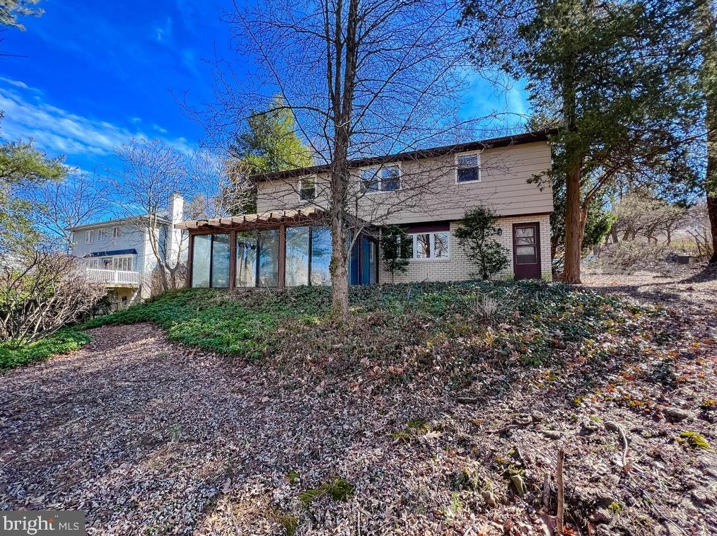 13480 Trevose Rd, Philadelphia, PA 19116-1707