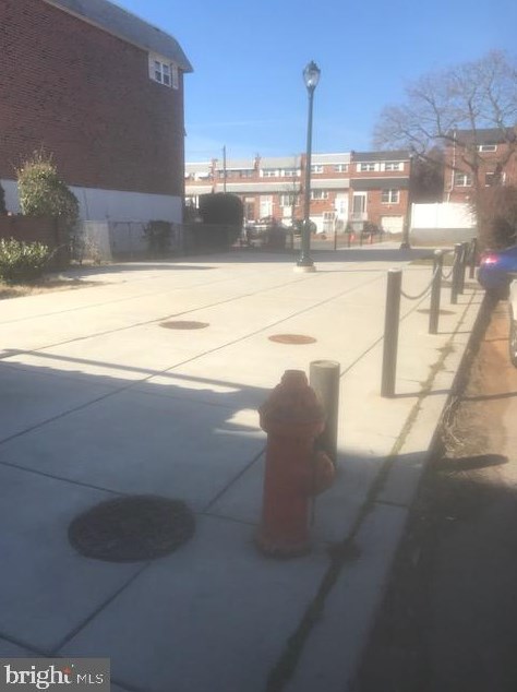 1527 Saratoga Pl, Philadelphia PA  19122-3317 exterior