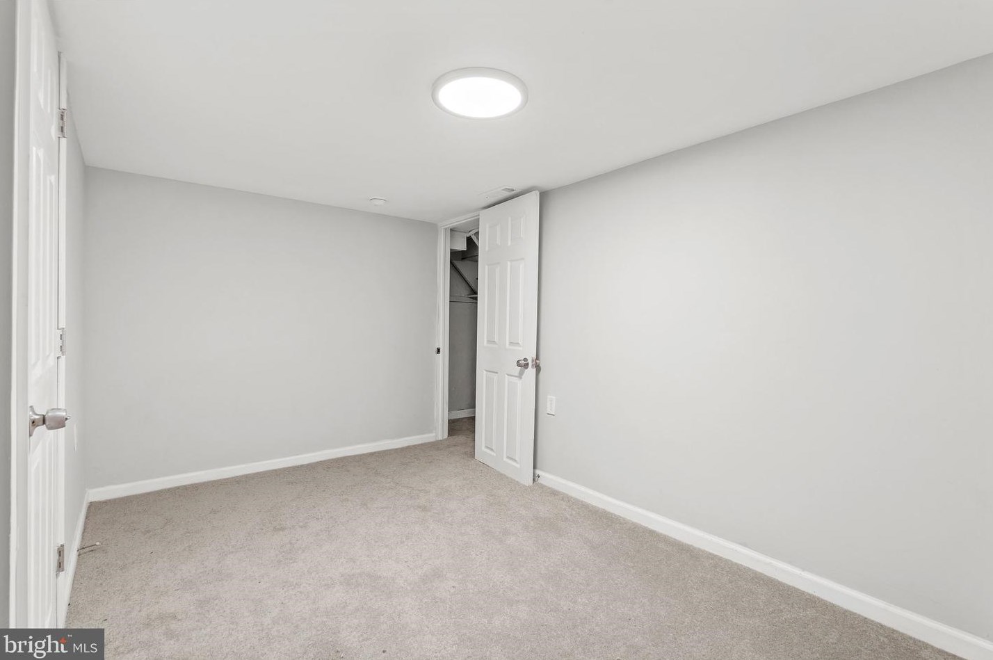 3631 Thompson St, Philadelphia PA  19134-5511 exterior