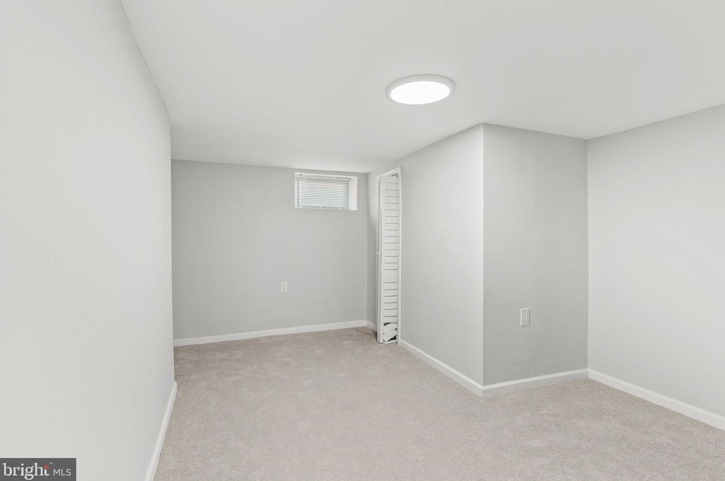 3631 Thompson St, Philadelphia PA  19134-5511 exterior