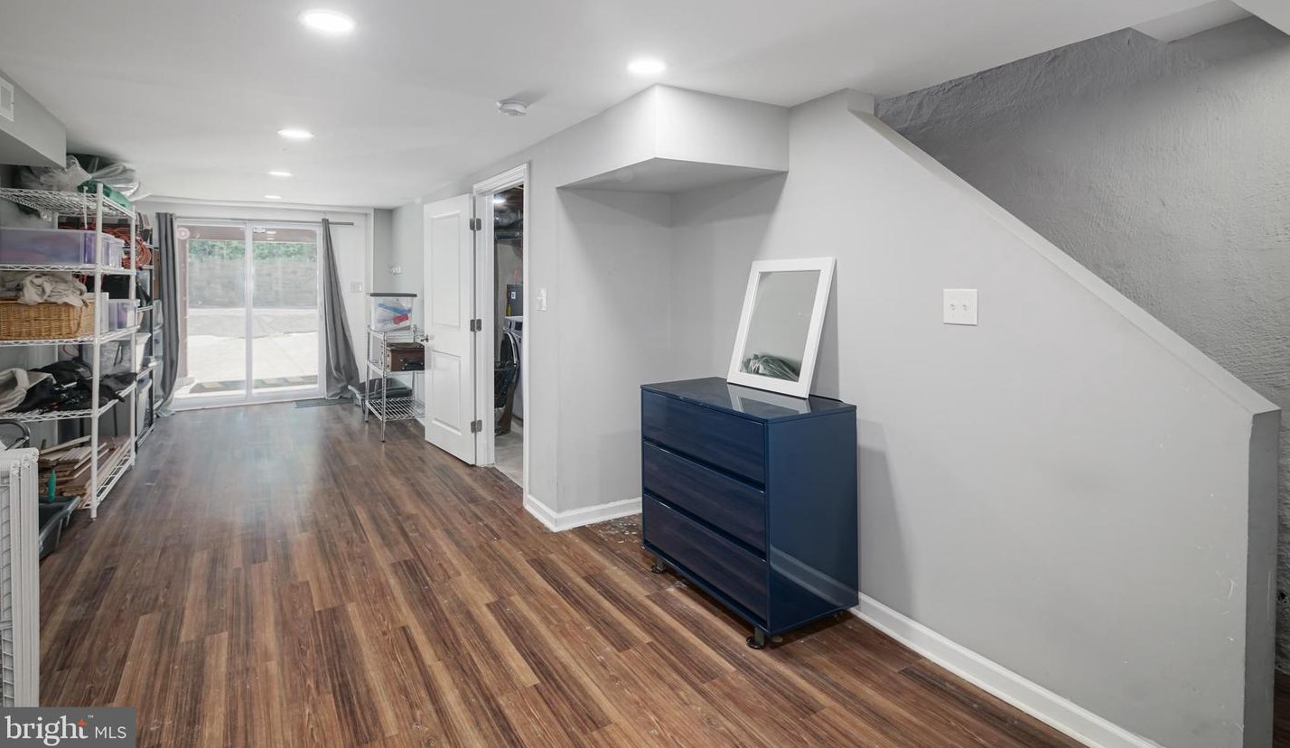 1054 Upsal St, Philadelphia PA  19119-3715 exterior