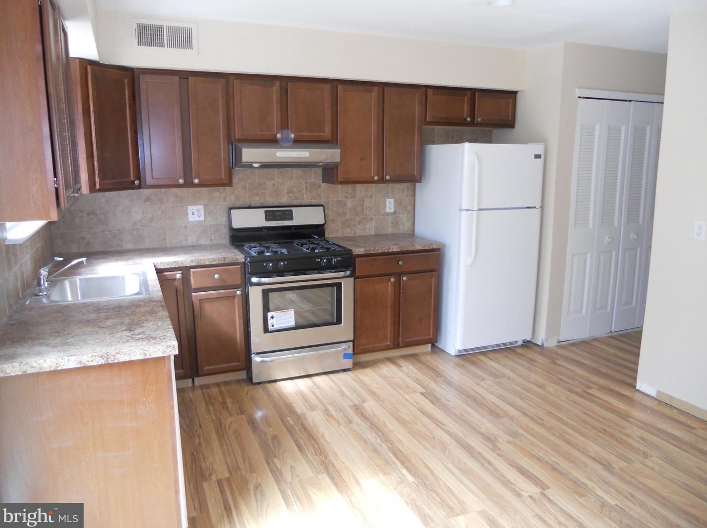 3352 Wiehle St, Philadelphia PA  19129-1724 exterior