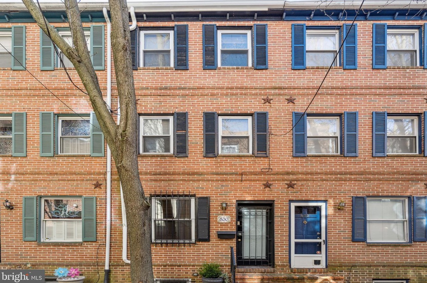 830 Kater St, Philadelphia, PA 19147