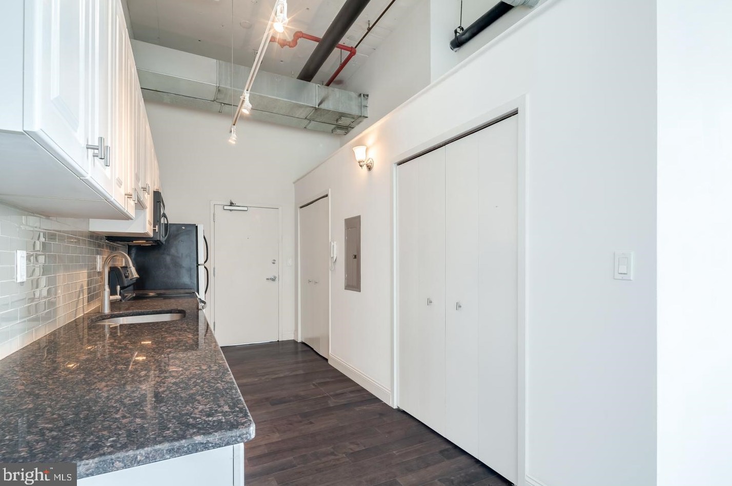 720 N 5th St #unit 416, Philadelphia, PA 19123