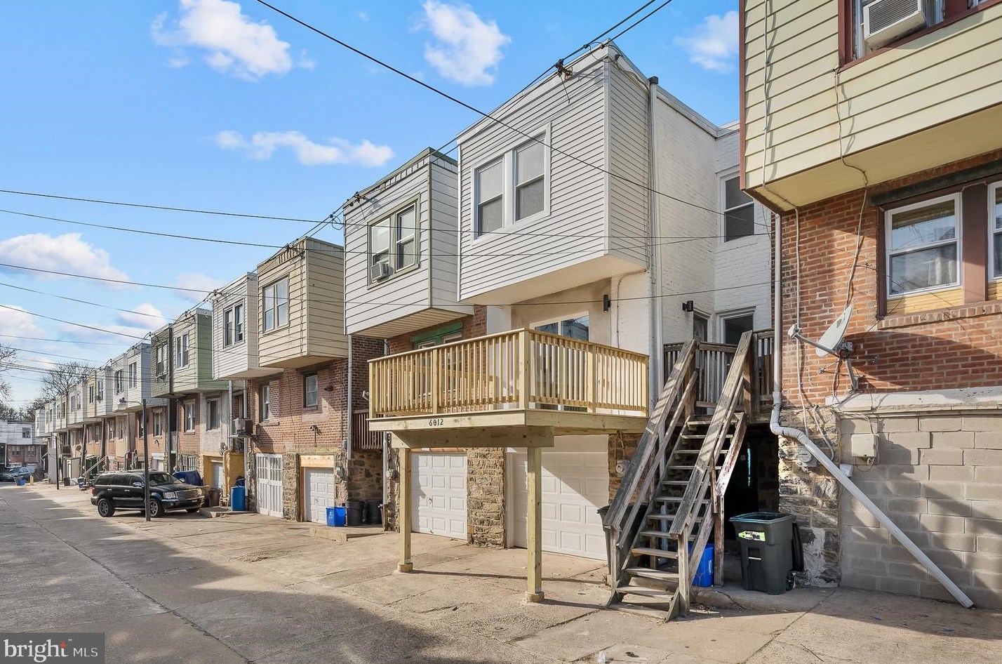 6012 Cedarhurst St, Philadelphia PA  19143-3105 exterior
