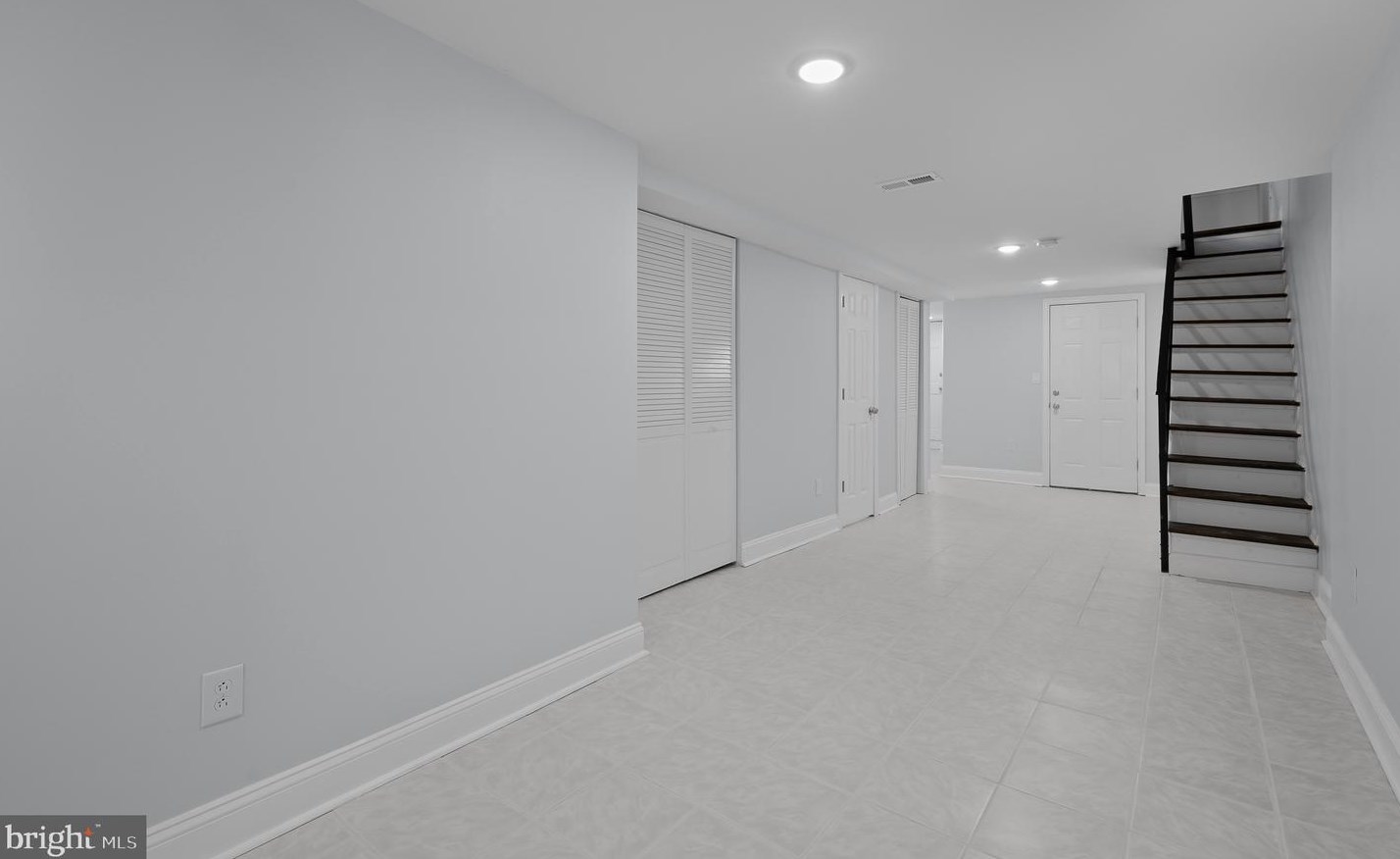 6012 Cedarhurst St, Philadelphia PA  19143-3105 exterior