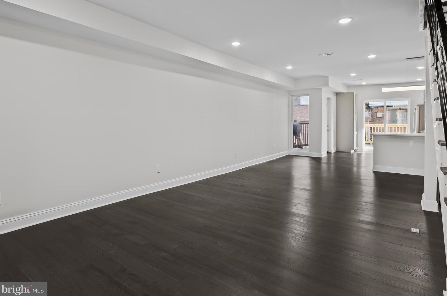 6012 Cedarhurst St, Philadelphia PA  19143-3105 exterior