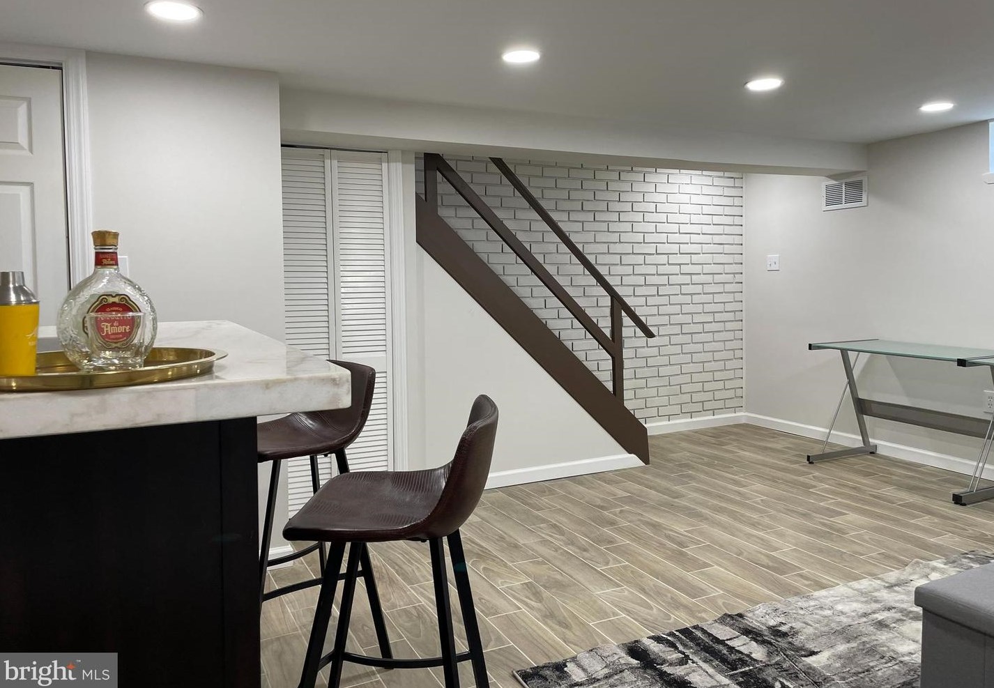 9251 Outlook Ave, Philadelphia PA  19114-3608 exterior