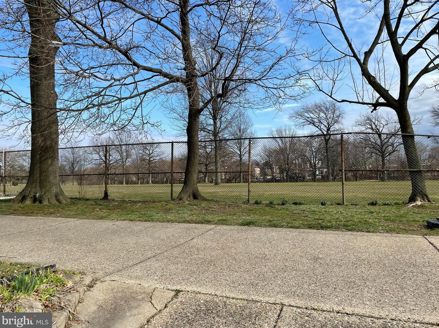 9251 Outlook Ave, Philadelphia PA  19114-3608 exterior
