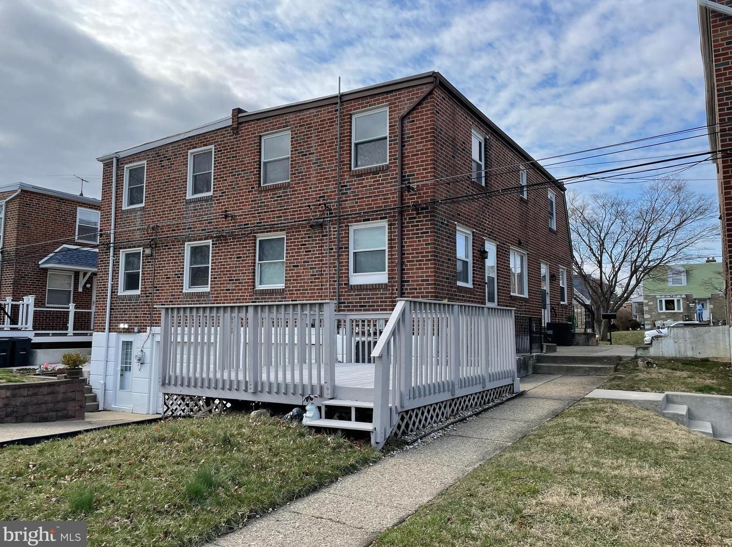 9251 Outlook Ave, Philadelphia PA  19114-3608 exterior