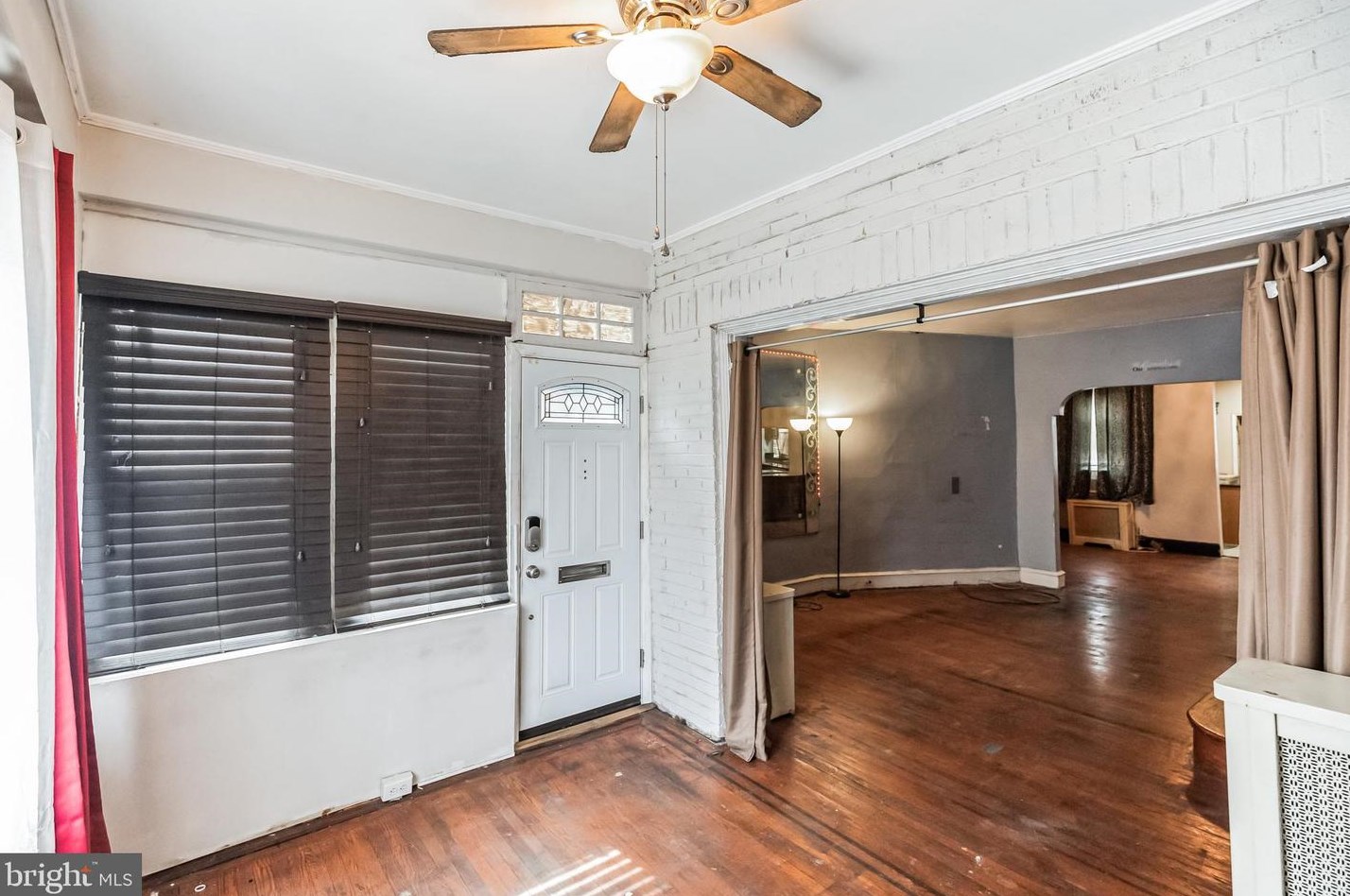 1818 54th St, Philadelphia, PA 19143-5715