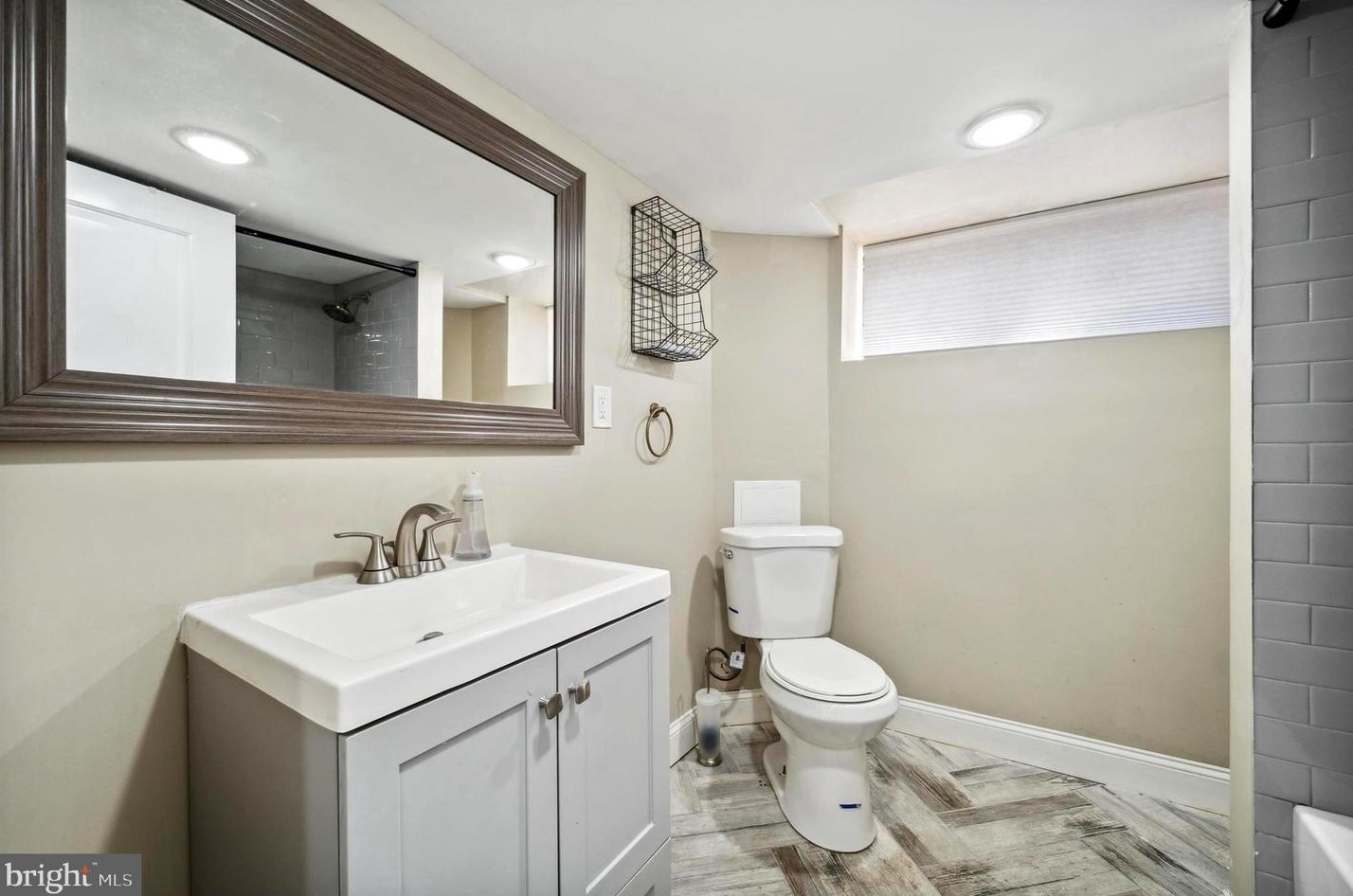 720 55th St, Philadelphia PA  19143-2506 exterior
