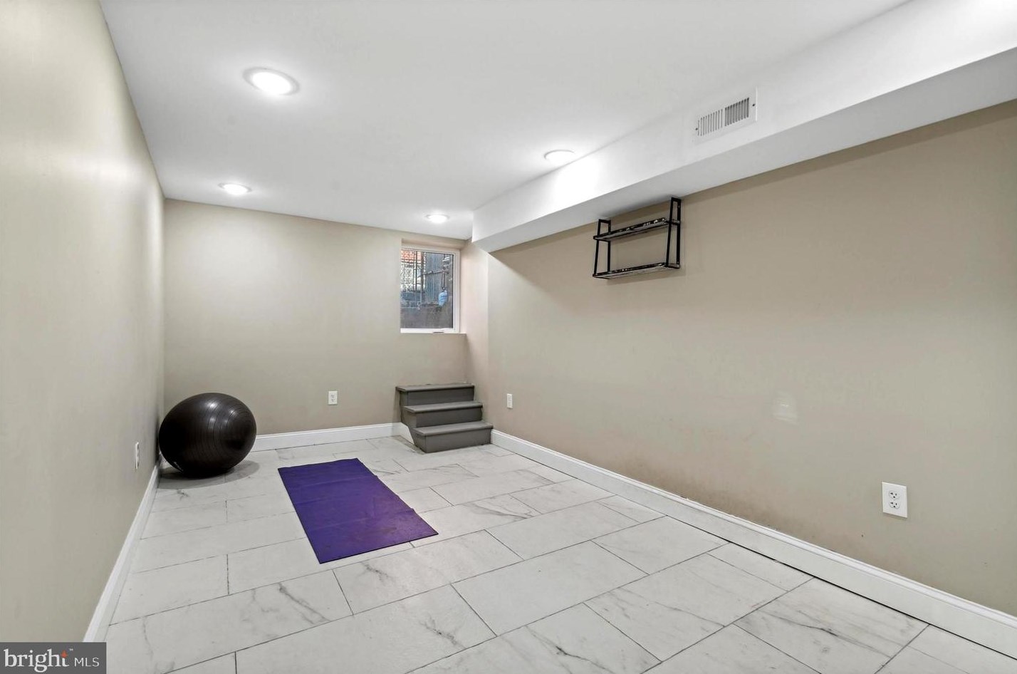 720 55th St, Philadelphia PA  19143-2506 exterior