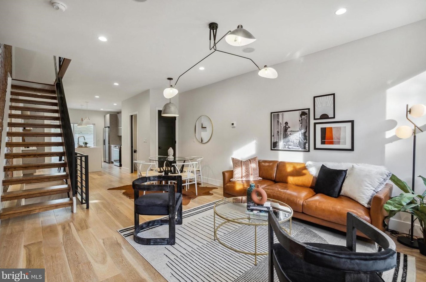 1257 Pierce St, Philadelphia, PA 19148-1526