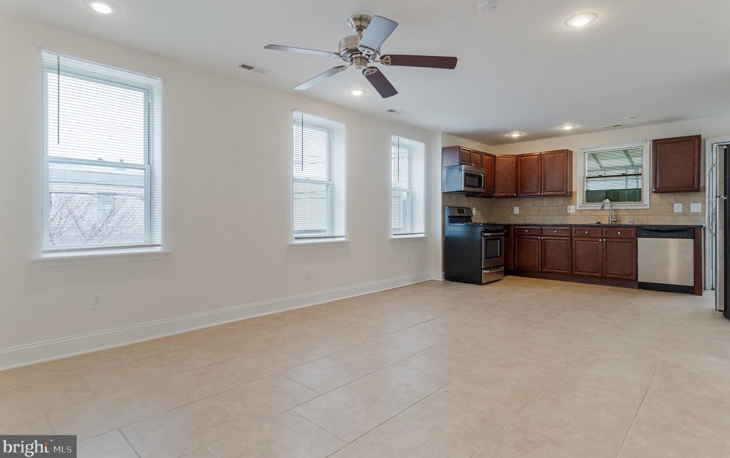 2601 S Camac St #2nd Floor, Philadelphia, PA 19148