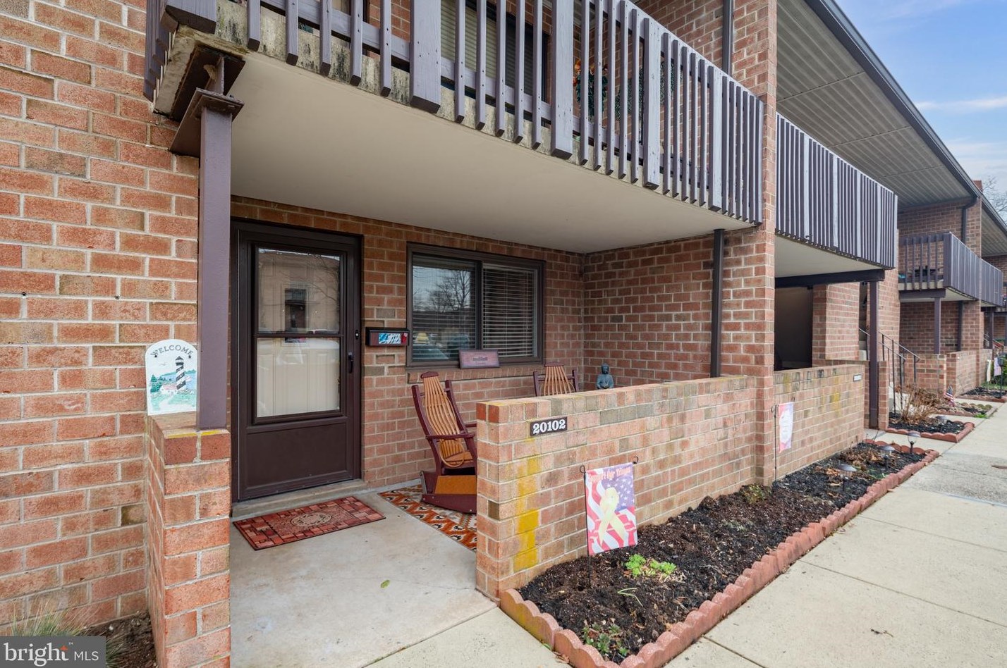 20102 Delaire Landing Rd, Philadelphia, PA 19114-5201