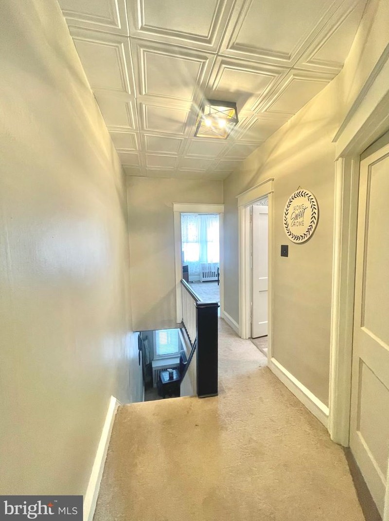 1360 Luzerne St, Philadelphia PA  19124-5360 exterior