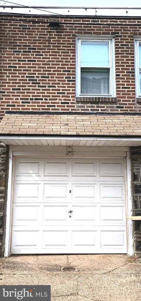 7827 Lister St, Philadelphia, PA 19152-3511