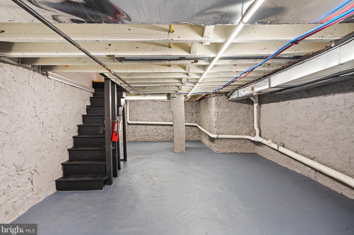 2204 Huntingdon St, Philadelphia PA  19132-3622 exterior