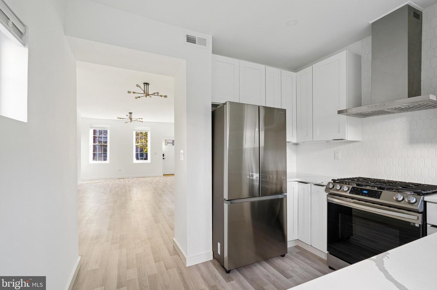 2204 Huntingdon St, Philadelphia PA  19132-3622 exterior