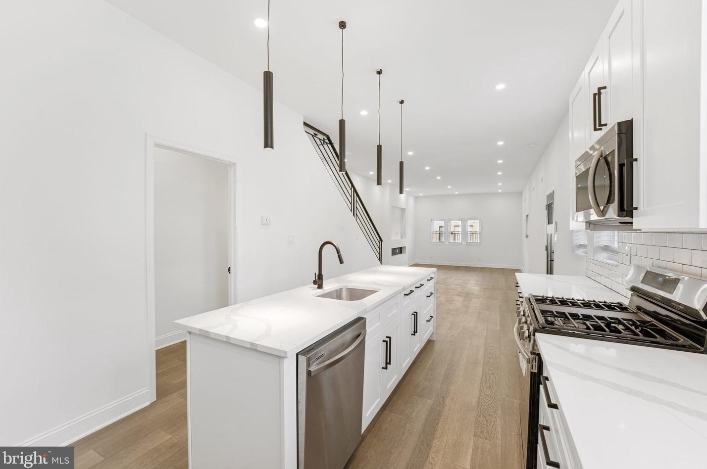 5200 Wakefield St, Philadelphia PA  19144-2325 exterior