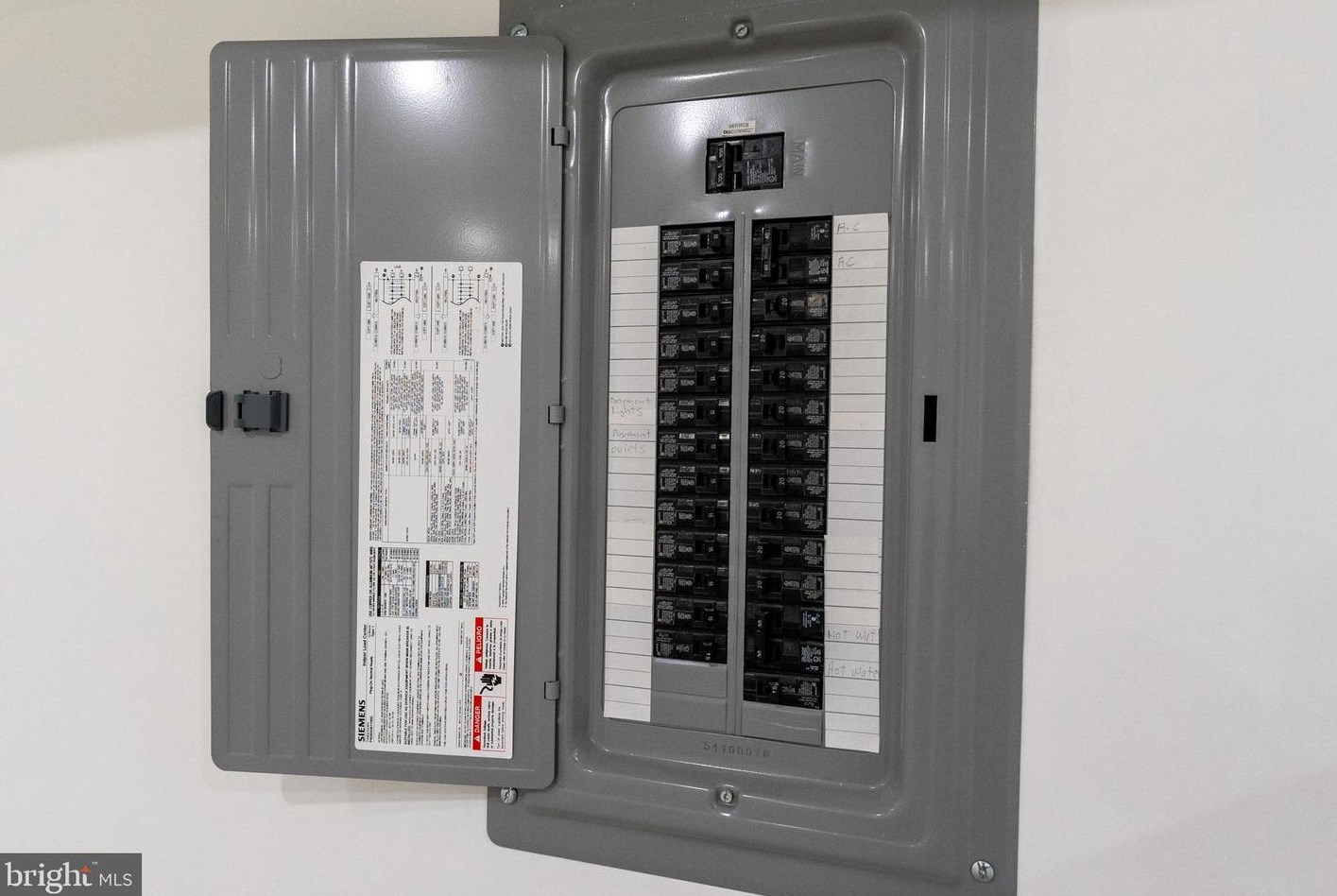 5200 Wakefield St, Philadelphia PA  19144-2325 exterior