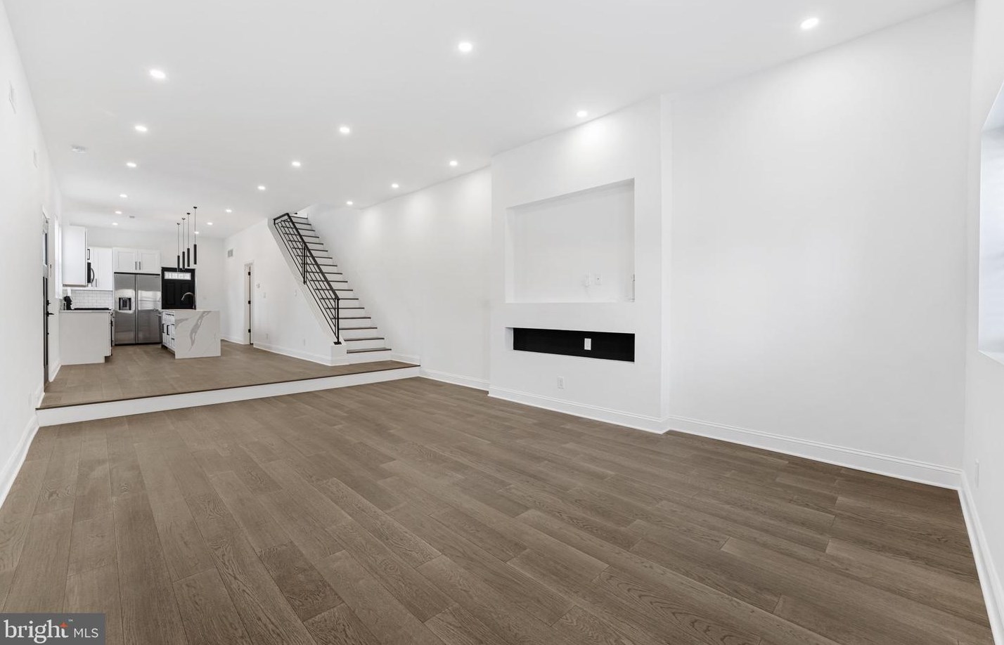 5200 Wakefield St, Philadelphia PA  19144-2325 exterior