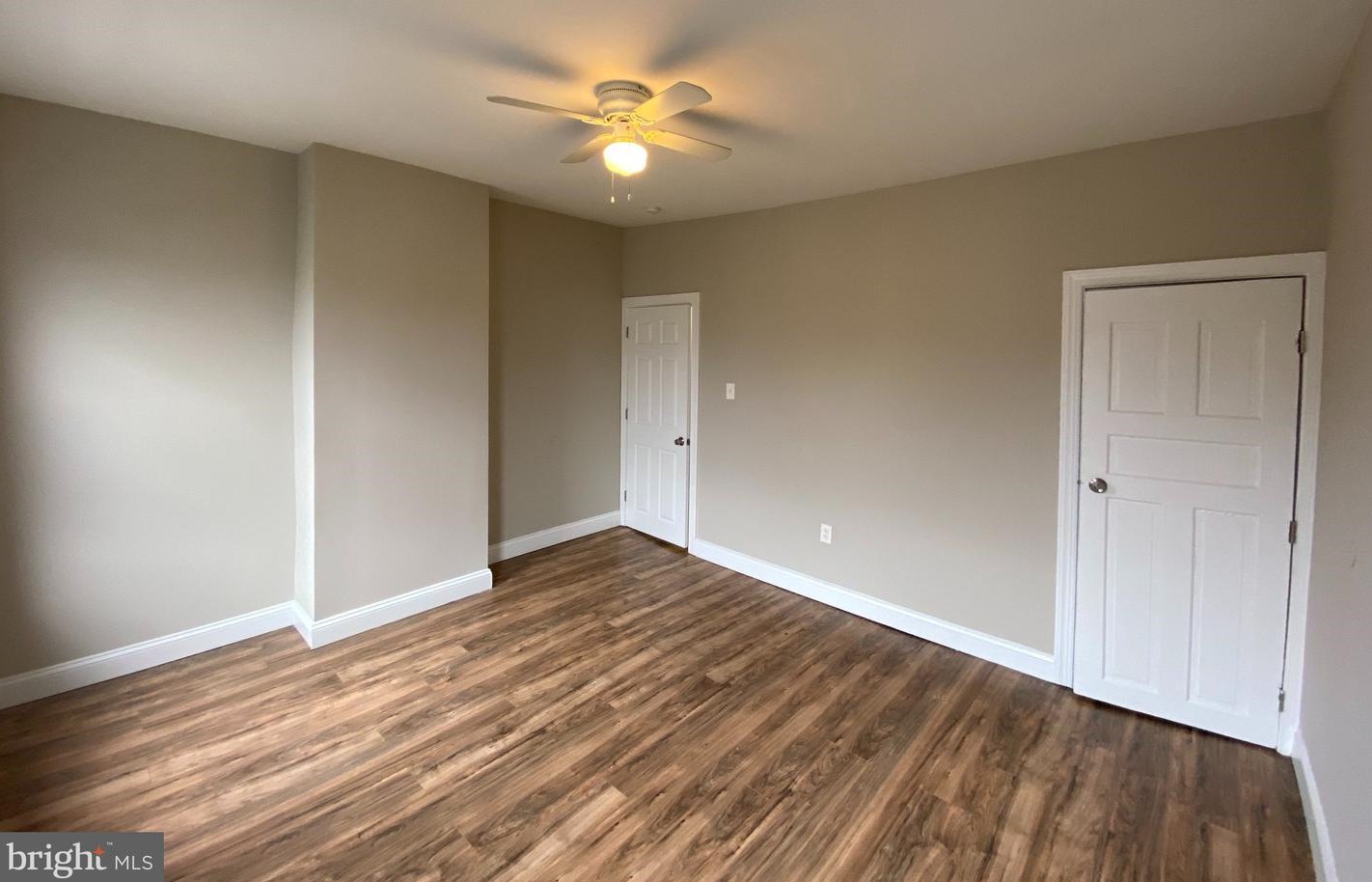 6171 Glenmore Ave, Philadelphia PA  19142-3205 exterior