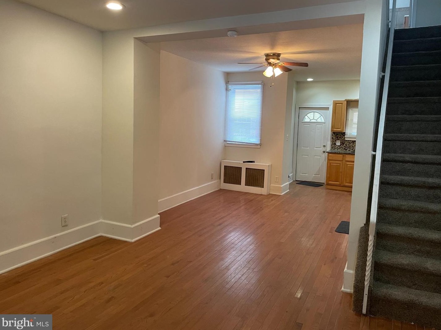 3186 Agate St, Philadelphia, PA 19134-4420