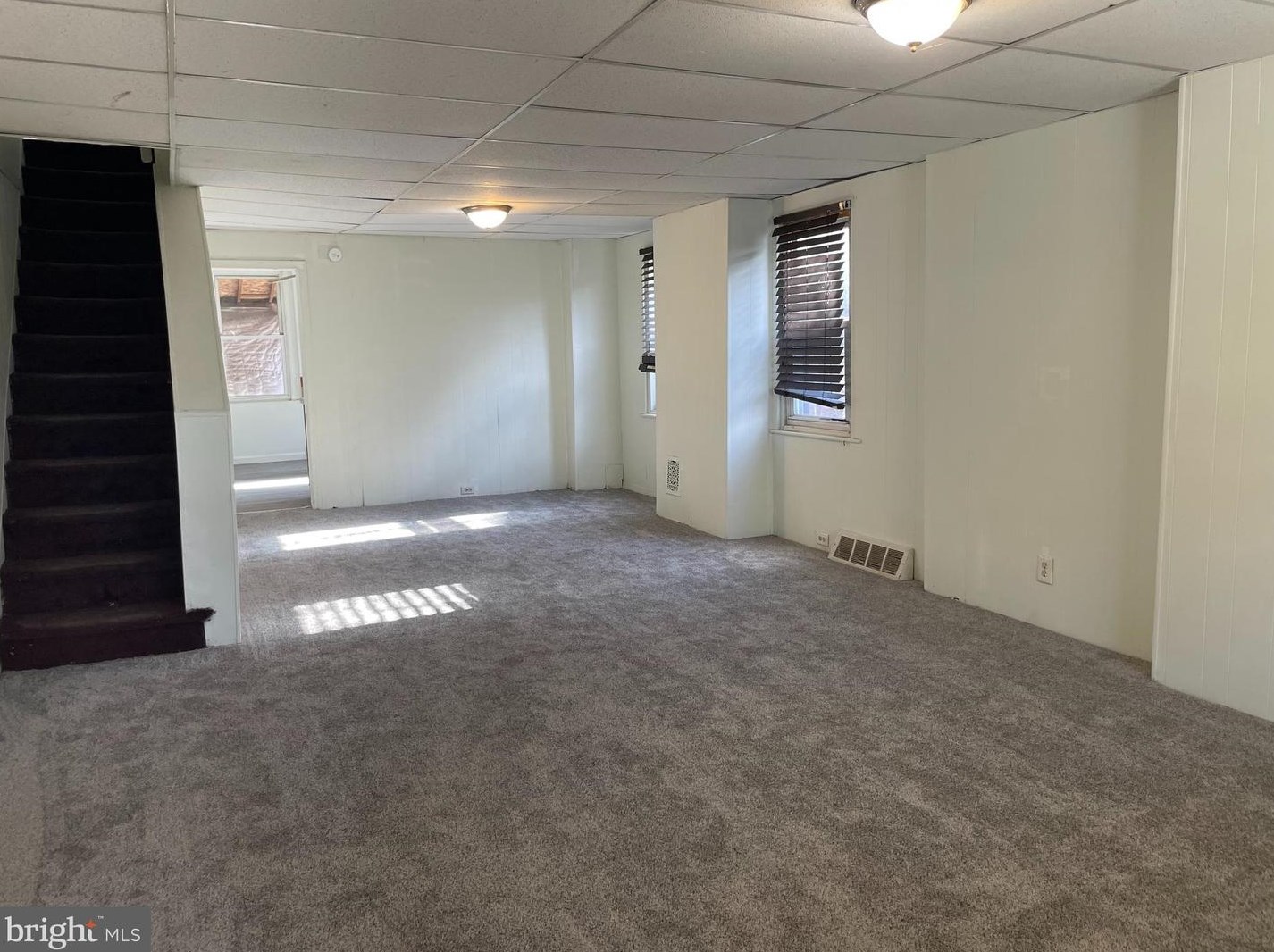 2147 Church St, Philadelphia, PA 19124-4015