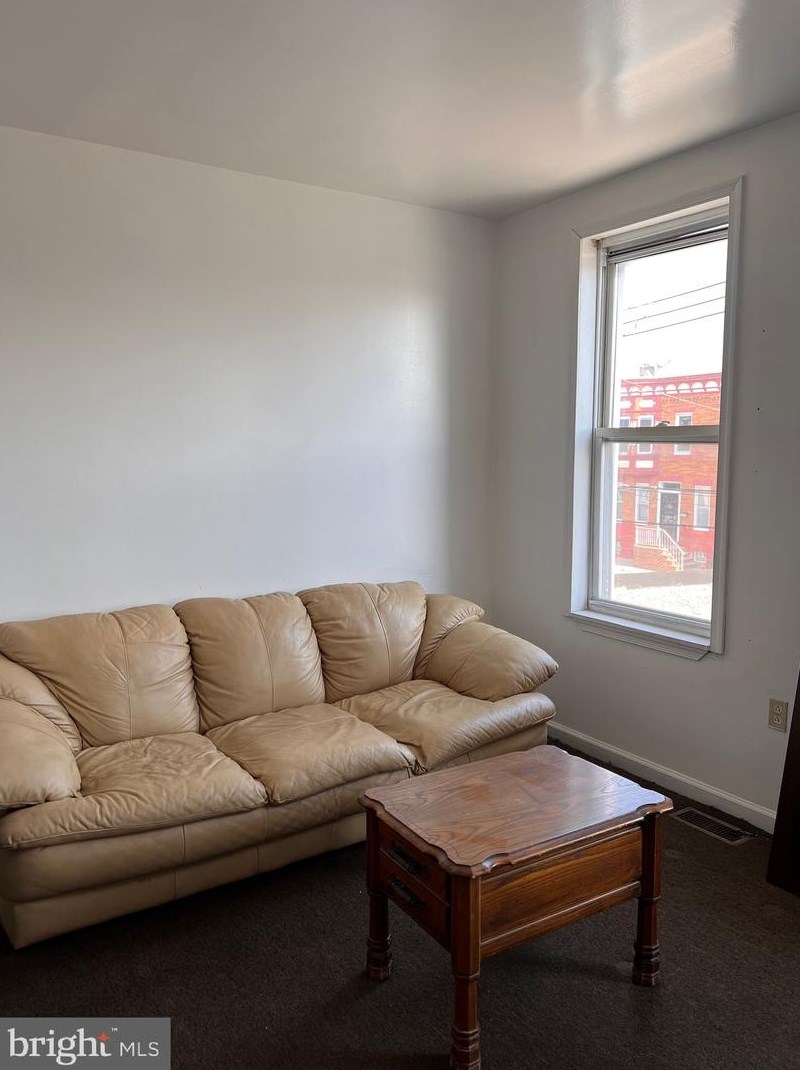 2606 N 33rd St, Philadelphia, PA 19132