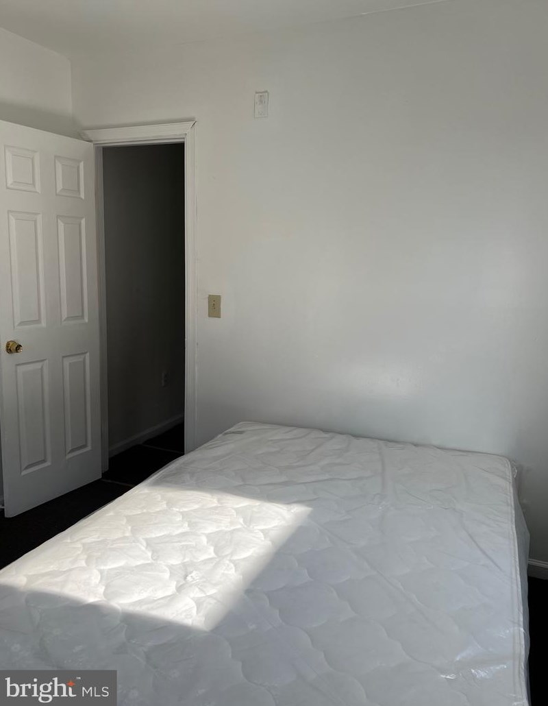 2606 33rd St, Philadelphia PA  19132-2810 exterior