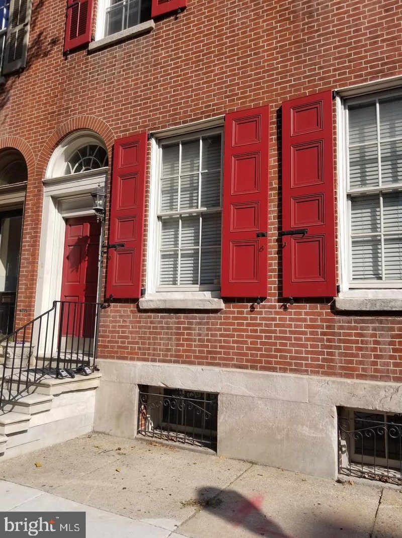 1205 Spruce St, Philadelphia, PA 19107-5624