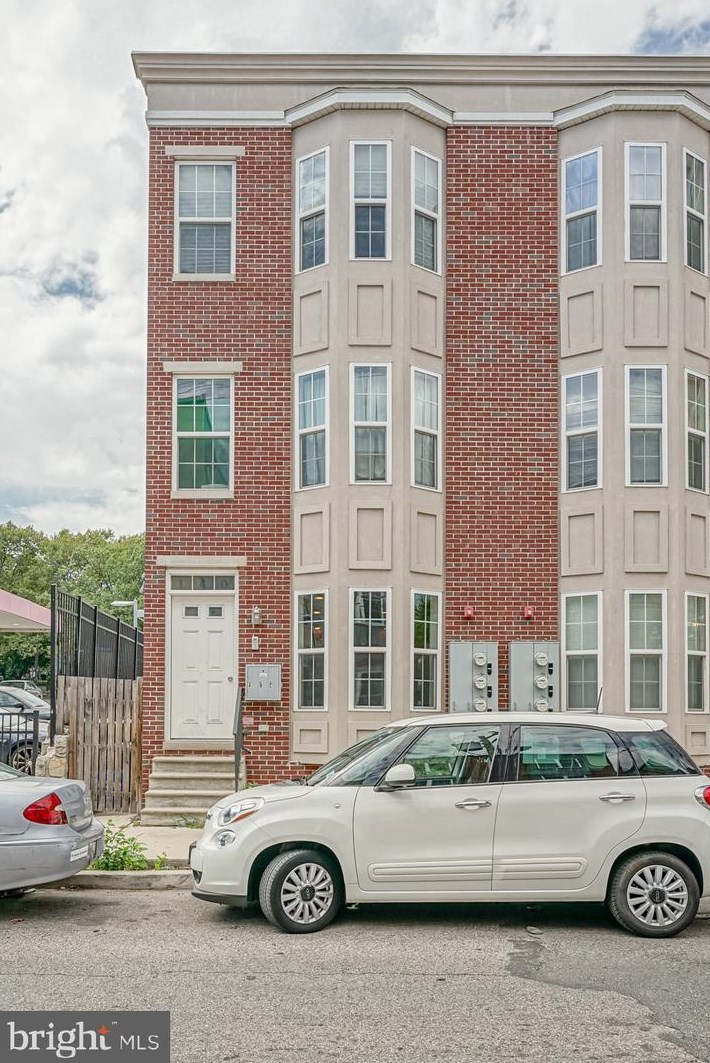 140 S 46th St #a, Philadelphia, PA 19139