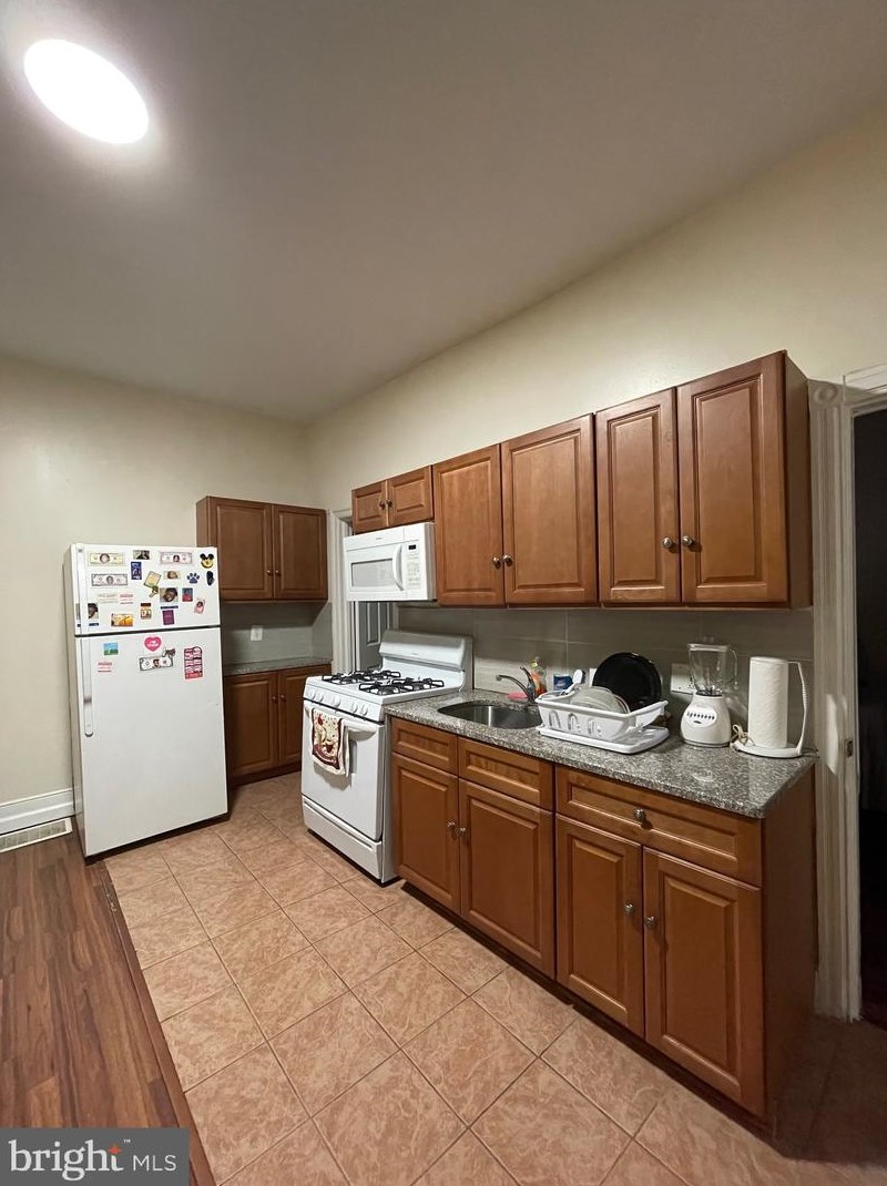 4268 Griscom St, Philadelphia PA  19124-4544 exterior