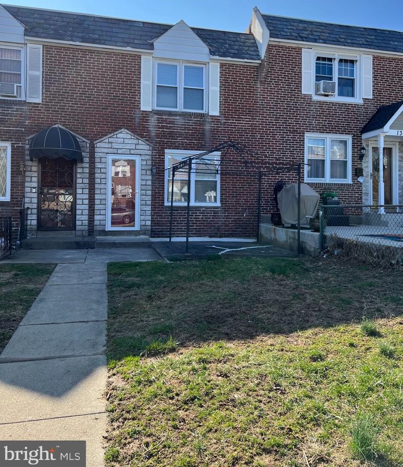 1328 Westbury Dr, Philadelphia, PA 19151