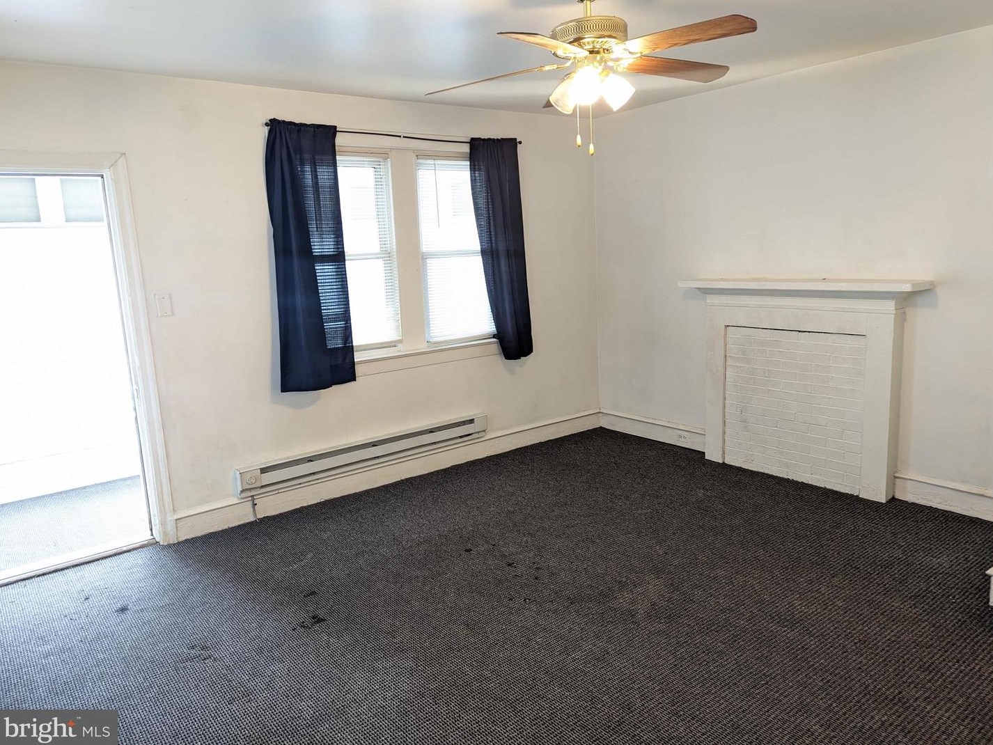 7221 Oxford Ave, Philadelphia, PA 19111-4026