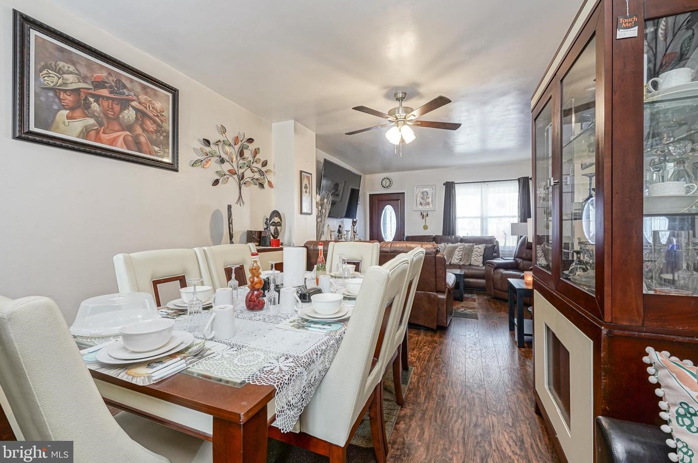 6327 Glenloch St, Philadelphia PA  19135-3203 exterior