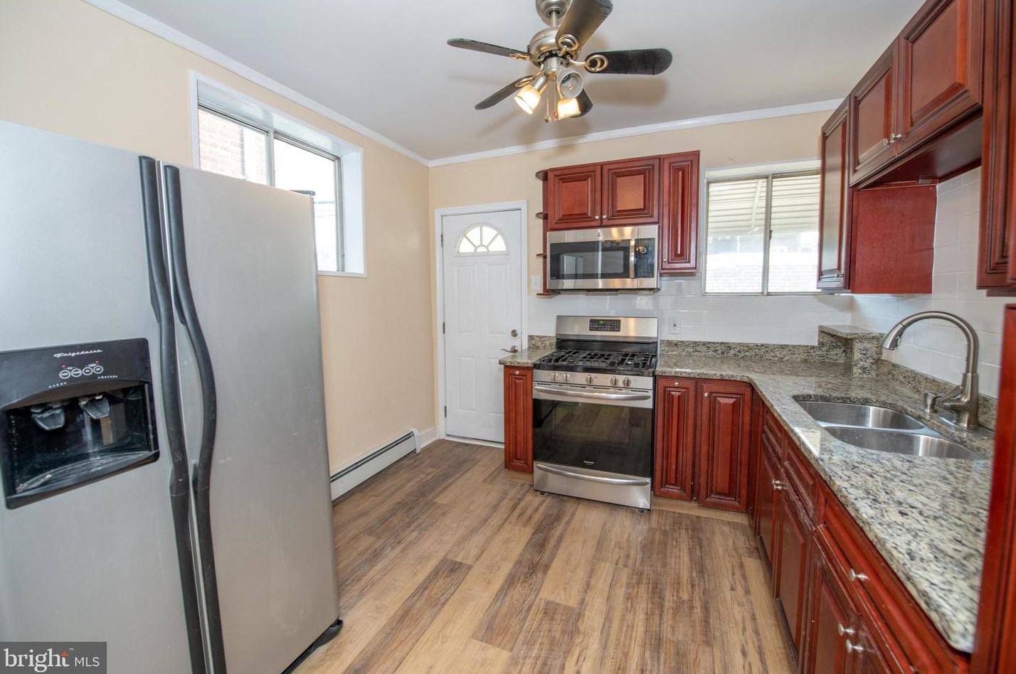 1138 Sanger St, Philadelphia PA  19124-1131 exterior