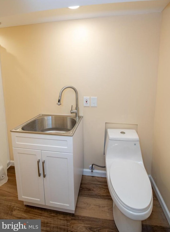 1138 Sanger St, Philadelphia PA  19124-1131 exterior