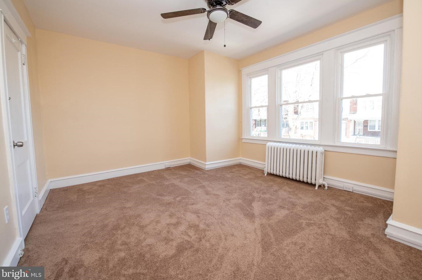 1138 Sanger St, Philadelphia PA  19124-1131 exterior