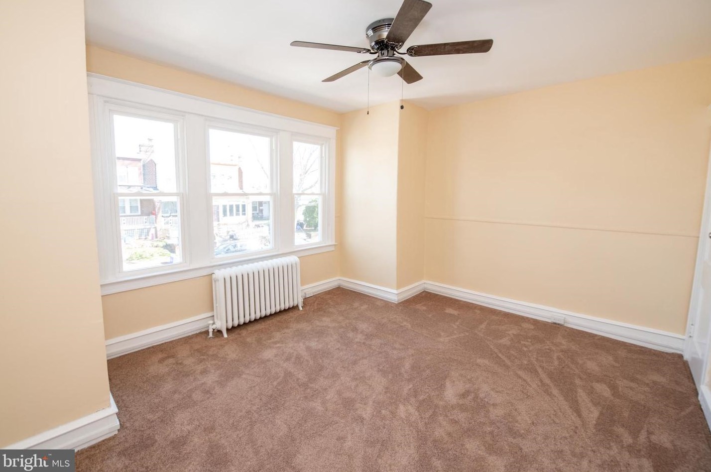 1138 Sanger St, Philadelphia PA  19124-1131 exterior