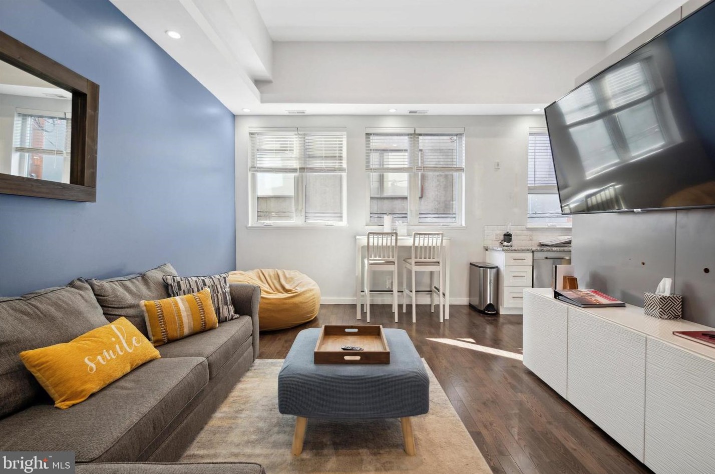1303 N Hope St #2, Philadelphia, PA 19122