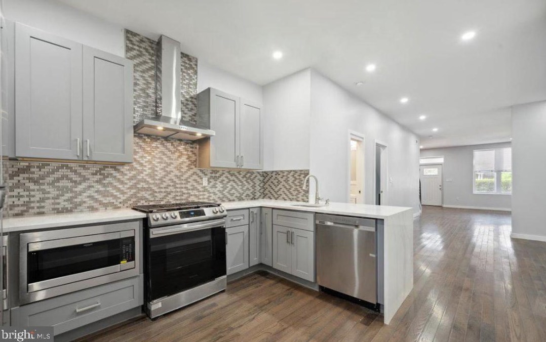 5233 Jefferson St, Philadelphia PA  19131-3603 exterior