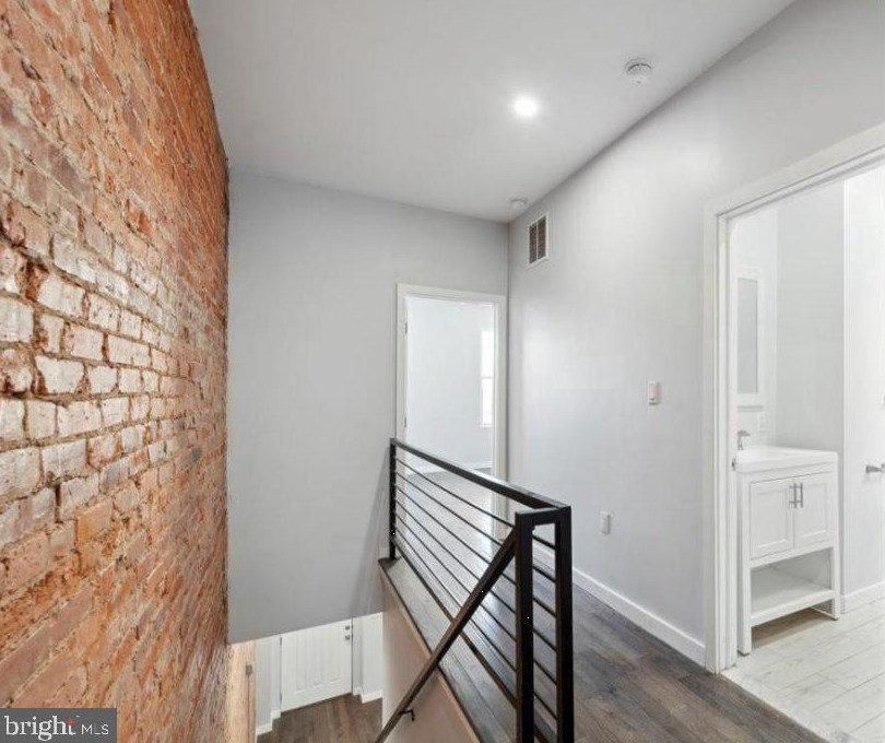 5233 Jefferson St, Philadelphia PA  19131-3603 exterior