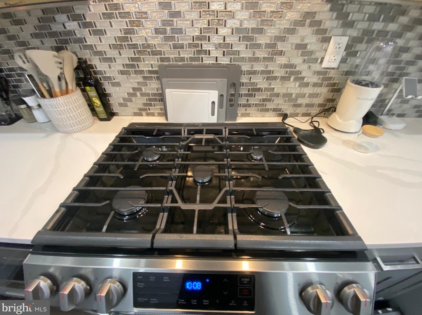 5233 Jefferson St, Philadelphia PA  19131-3603 exterior